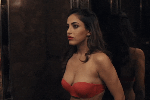 Priya Banerjee Hot Gif Trending GIF On GifVif priya-banerjee-hot-gif-trending-gif-on-gifvif