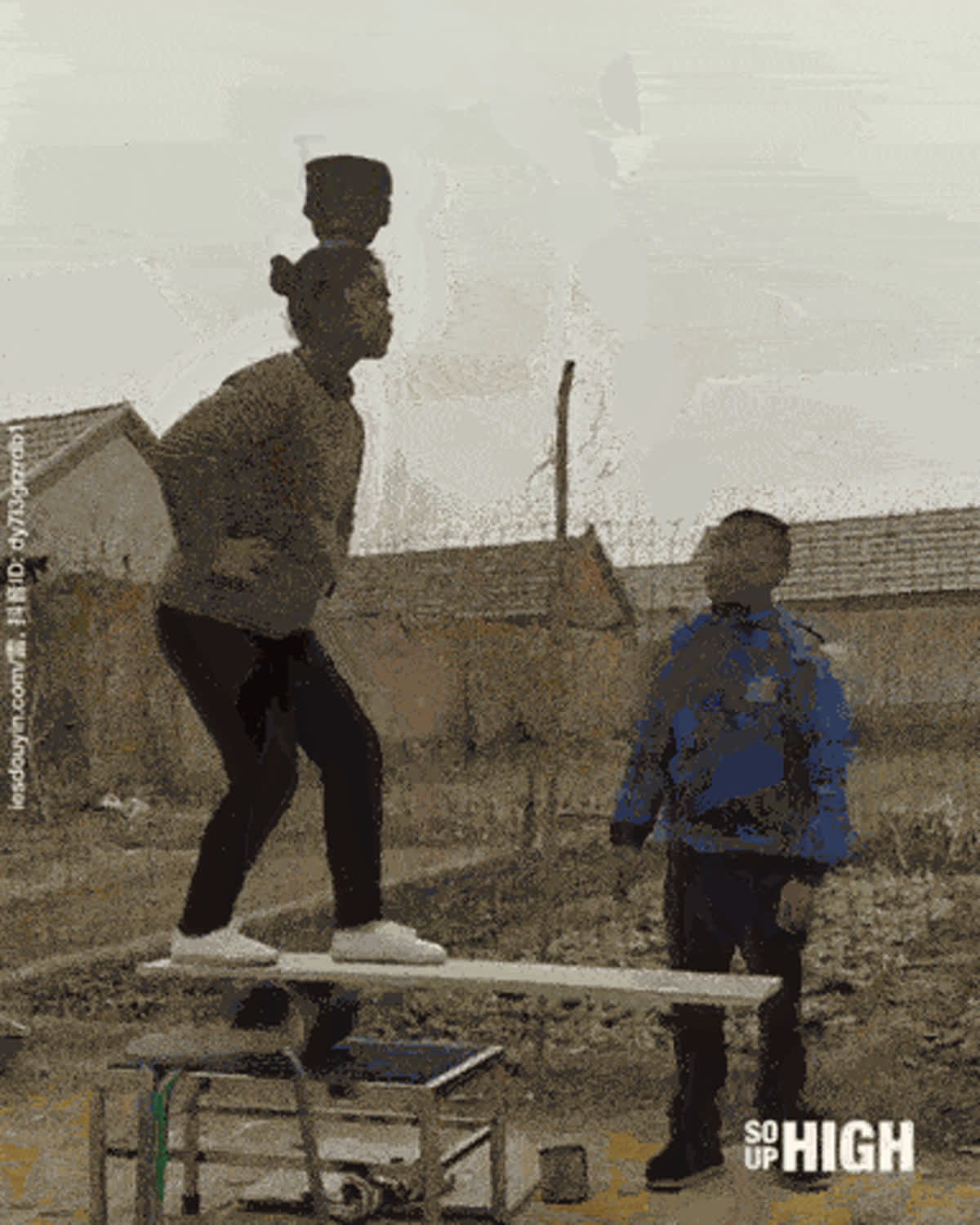 Awesome balance GIF - Random GIF | GifVif