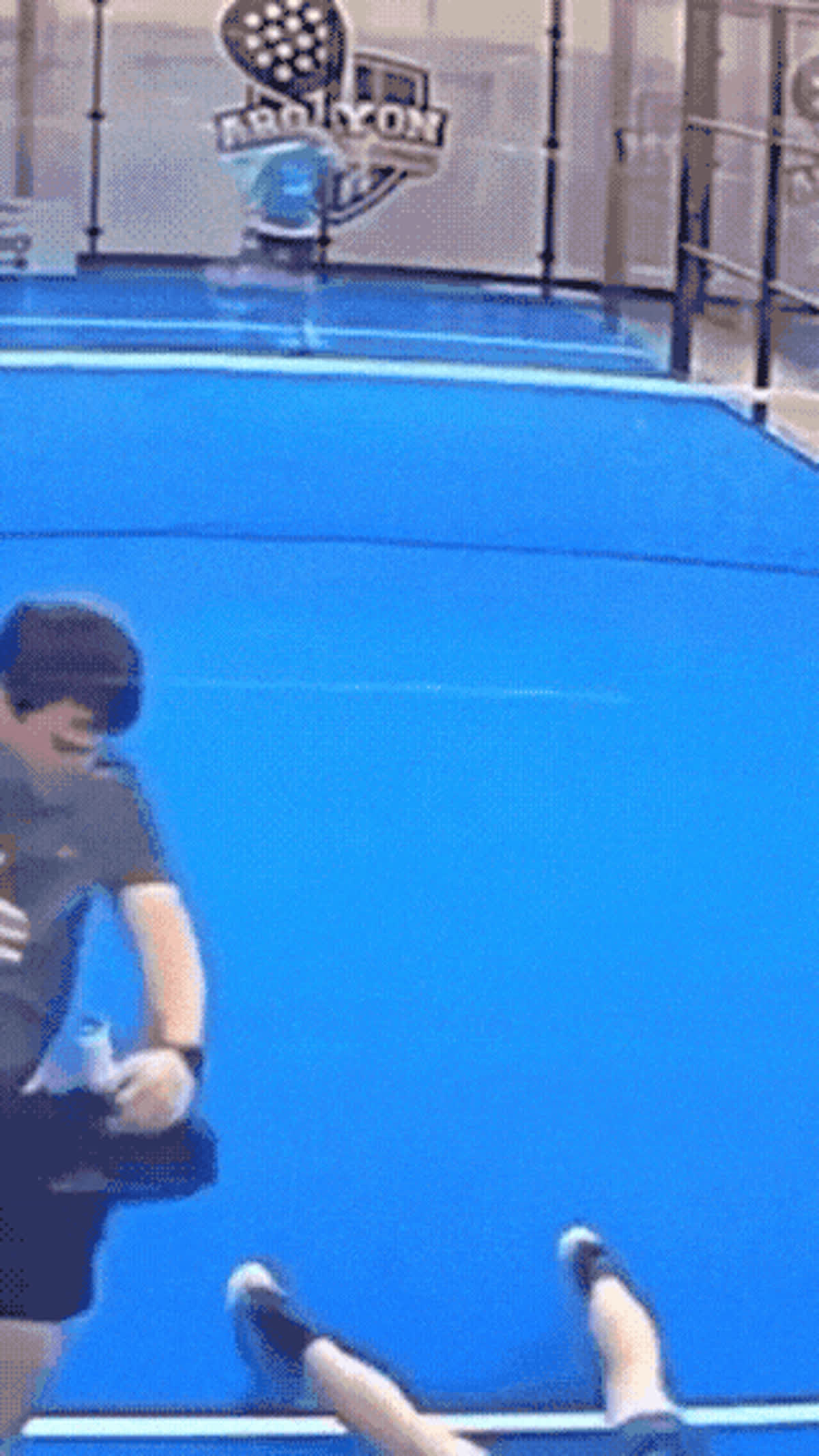 Racket bonk GIF - Fail GIF | GifVif