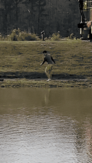 Stone skipping GIF - Wow GIF | GifVif