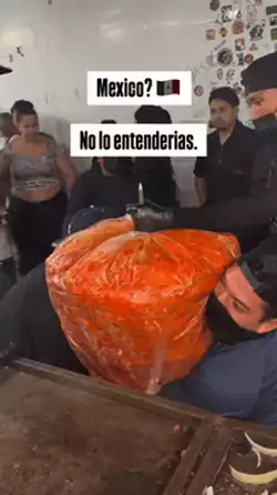 Tacos a day keeps latinas close by