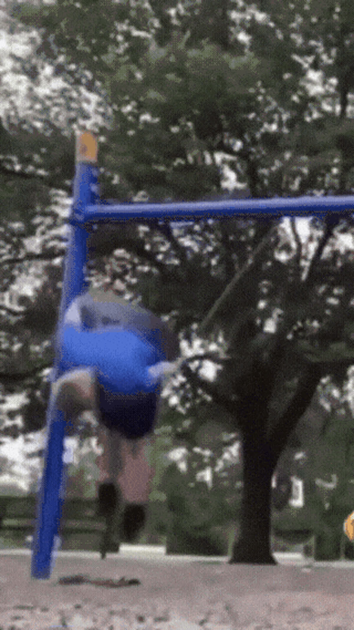Some of the Best Reverse GIFs You will See Today 😂