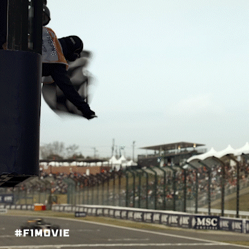 waving-checkered-flag-f1.gif